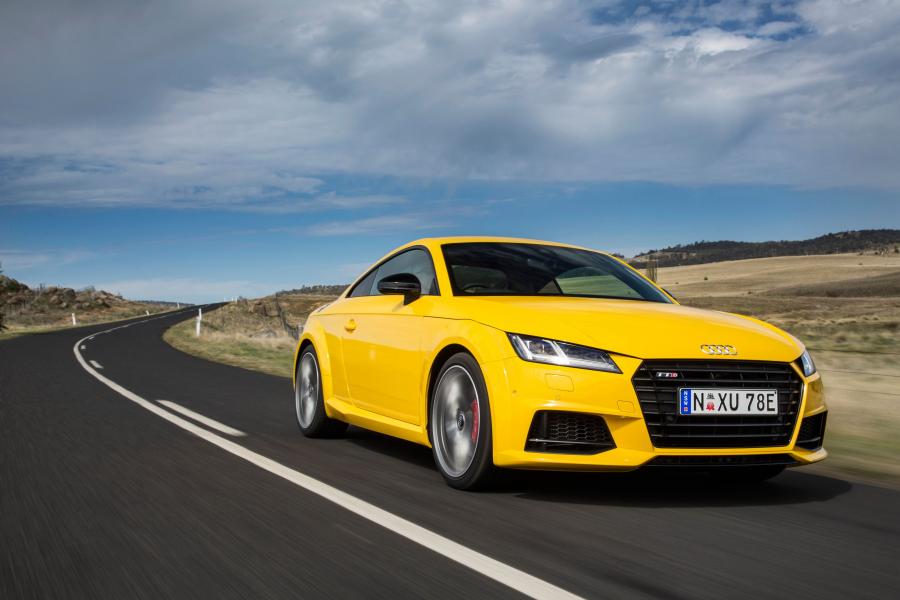  Audi TTS Coupe (8S) 2015 года  (AU) (фото 10 из 19)